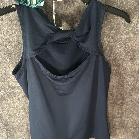 Tommy Bahama XS sleeveless active tanks set of 2 teal green tropical &solid navy - Picture 4 of 6